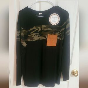Sunshine & Rodeos Botique Women's Top L
